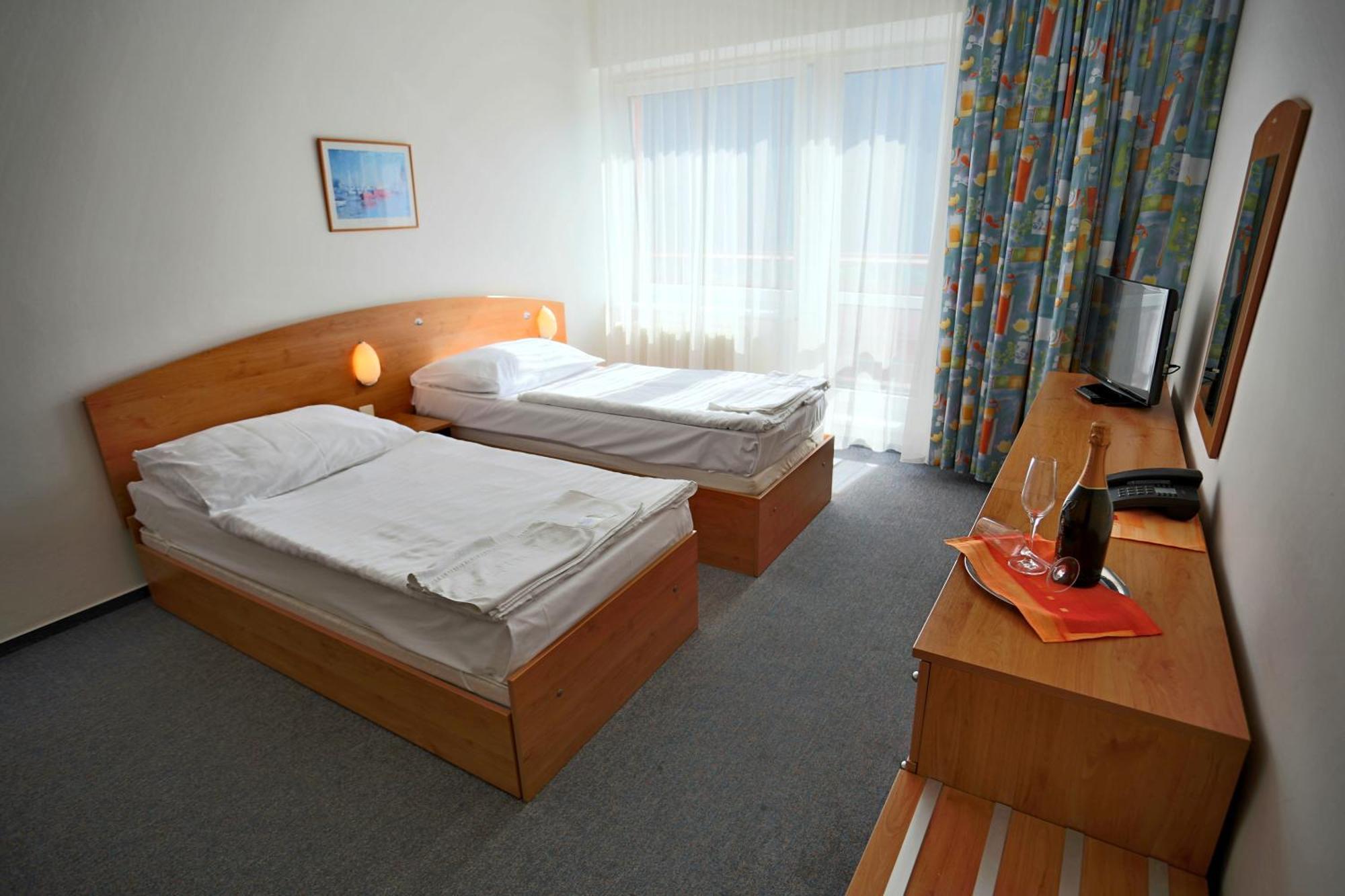 Hotel Sorea Maj Liptovský Ján 外观 照片